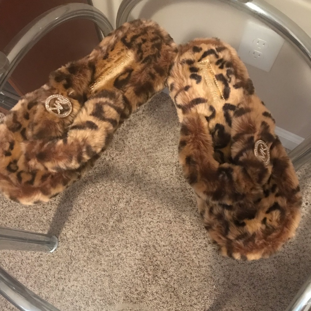 Michael Kors slippers